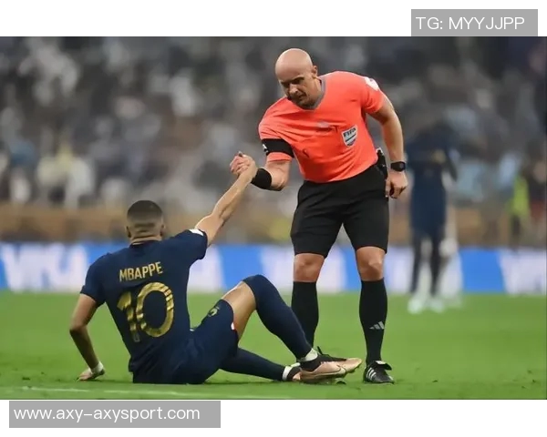 曼城对阵多特的裁判信息揭晓全波兰裁判组主裁马齐尼亚克执法