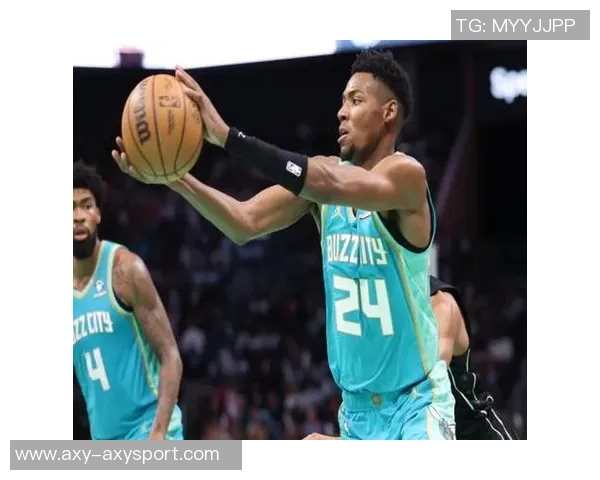 米勒半场表现抢眼高效内线贡献11分9篮板助球队争胜